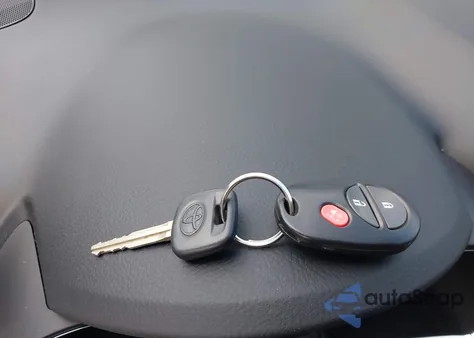 2012 Toyota Highlander Base V6 из США, поврежденный, VIN 5TDZK3EH1CS071789